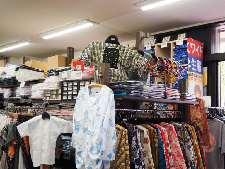 田村屋　学生服もあります