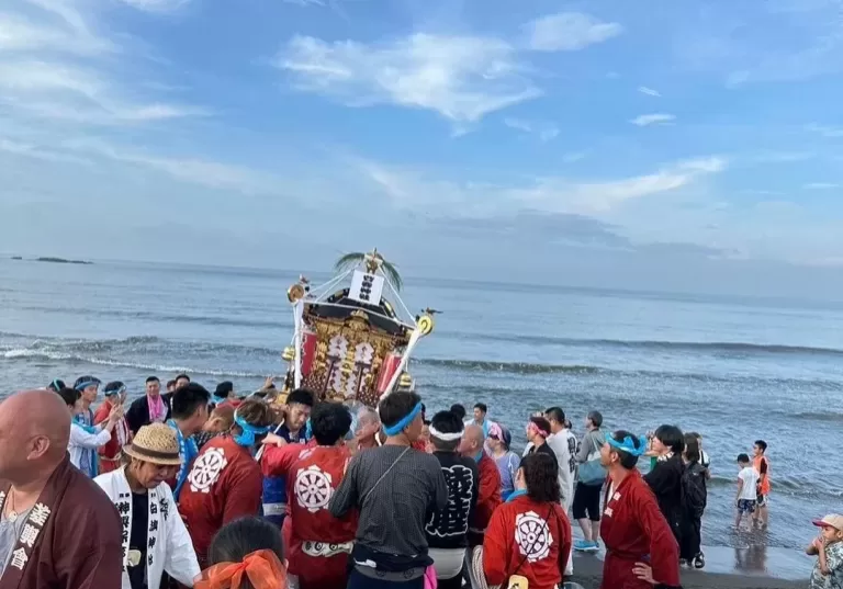 菅谷神社神輿愛好會